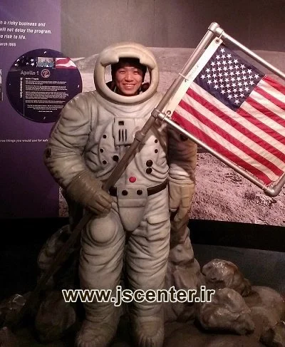 ماکت فضانورد آمریکایی