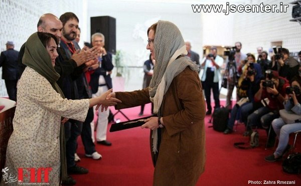 تقدیر از فیلم گرگنما