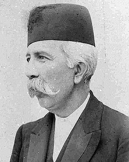 مستوفیالممالک