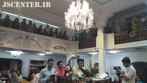مراسم سلیحوت و مناجات در یک کنیسا یهودیان ایران