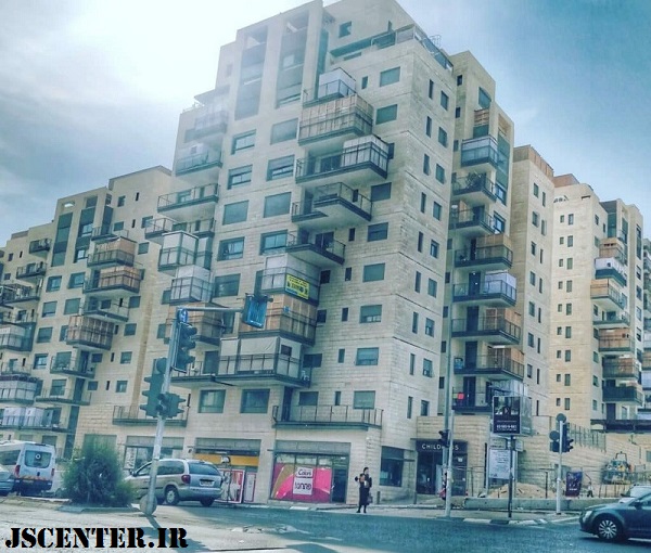 جشن سوکوت و سوکا در بالکن آپارتمان 3 Sukkah