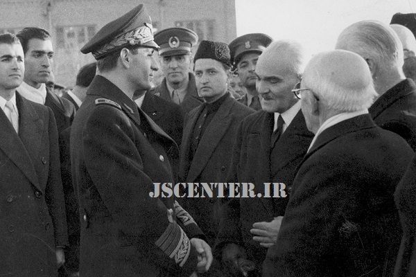 سیدحسن تقی‌زاده و محمدرضا پهلوی پس از 28 مرداد