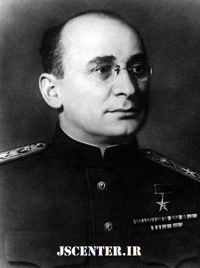 لاورنتی بریا رئیس کمیساریای خلق در امور داخلی شوروی