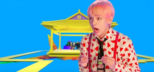 موزیک ویدیوی آیدول Idol از بی تی اس 04